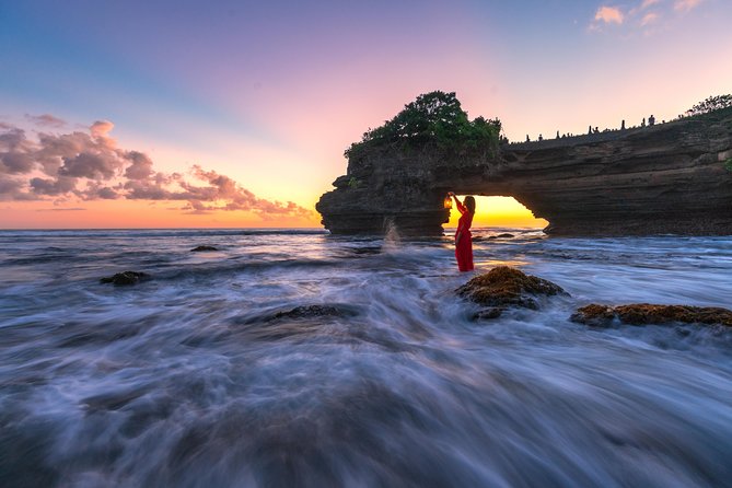 Private Tour: Tanah Lot at Sunset - Tanah Lot at Sunset: Ocean Views, High Tide, and Photo Tips
