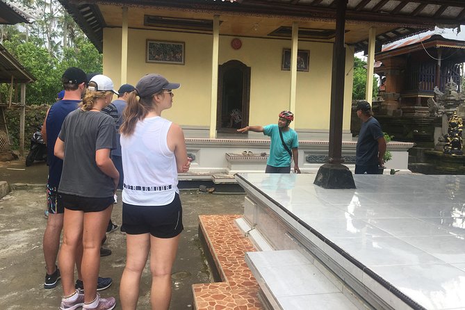 Private Ubud Downhill Cycling with Volcano, Rice Paddies & Meal - Stop 1 in Ubud: Breakfast With Pancake, Omelet, Coffee, and Juice
