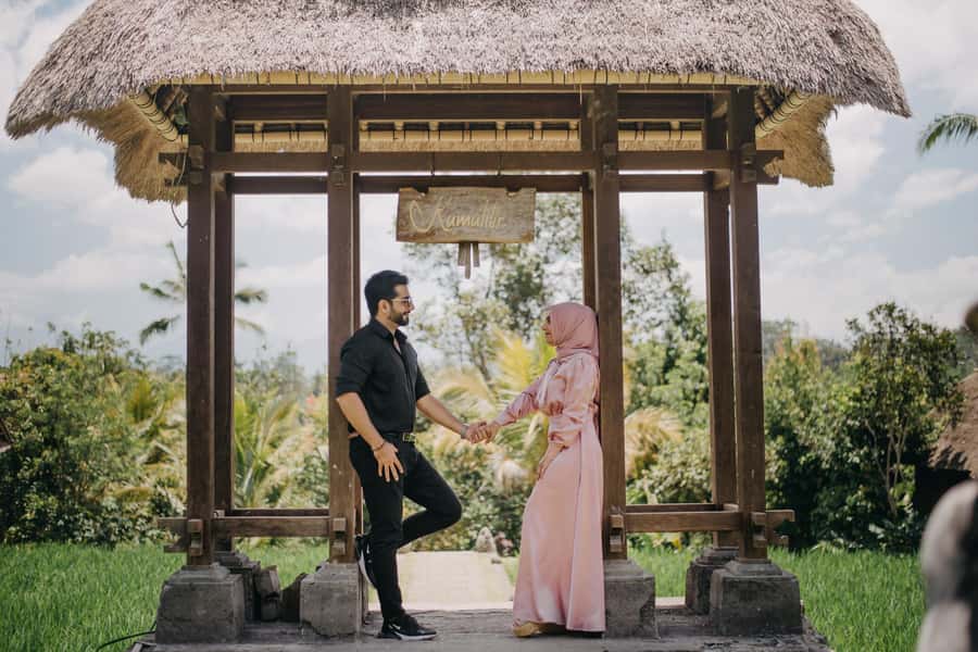 Private Ubud Tour With Professional Photographer with Edit - Kumulilir jungle viewpoint: romantic photos plus break time