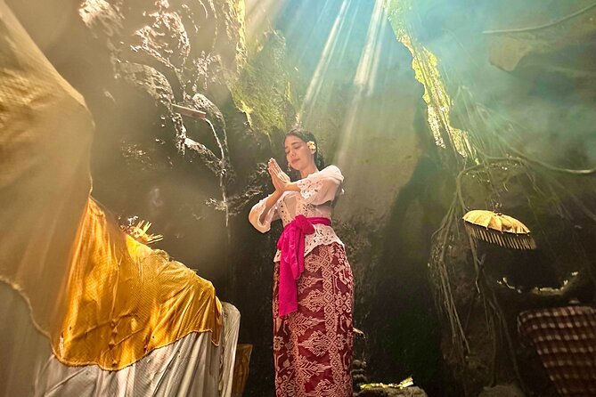 Purifications at Beji Griya Waterfalls - Getting Picked Up in Ubud: Comfort, Control, and Less Stress