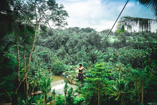 Real Ubud Private Customised Tour By Local Guides - Lempuyang, Tirta Gangga, and Goa Raja for iconic photos
