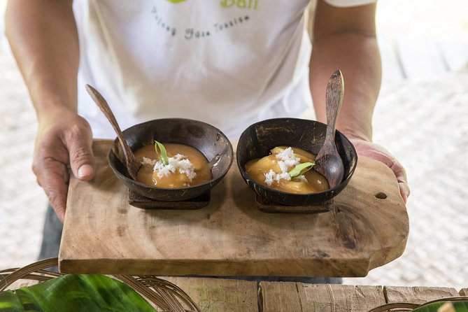 Small-Group Farm Tour & Balinese Cooking Class in Ubud with Kadek - Small Group Size and Instructor Attention That Actually Helps