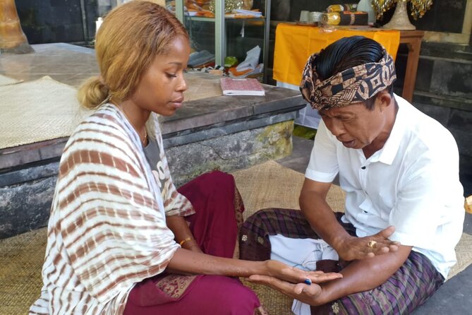 Spiritual Purification and Local Healer Visit Tour (ALL INCLUDED) - Meeting the local healer in Ubud: aura cleansing and guidance