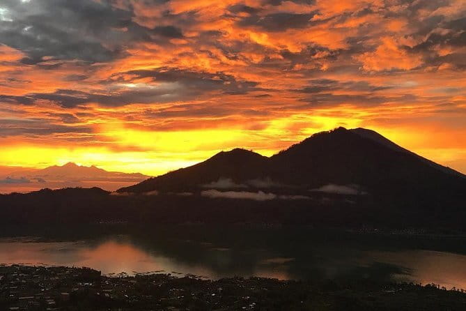 Sunrise Hike + Breakfast with Local Guide & Hotel Pickup - Who this tour suits best (and who should reconsider)