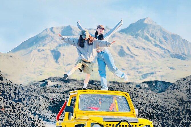 Sunrise Jeep Tour Mount Batur Kintamani Bali - At the viewpoint: stars, breakfast, and photo help