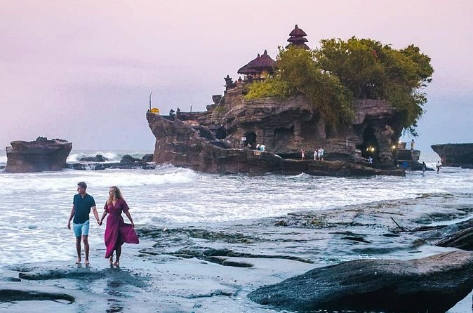 Tanah Lot - Jatiluwih (UNESCO) - Bedugul and Ulun Danu Temple Tour - Stop 5: Wanagiri Hidden Hills for quick, varied viewpoints