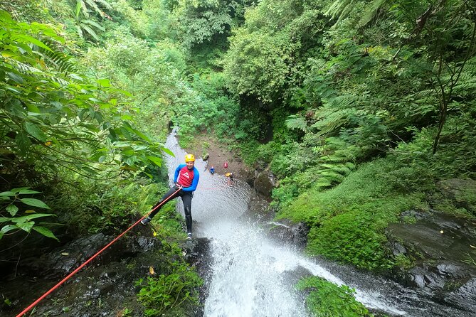 The Natural Canyoning in Alam Canyon - The upper section: abseiling up to 28m in open sunshine