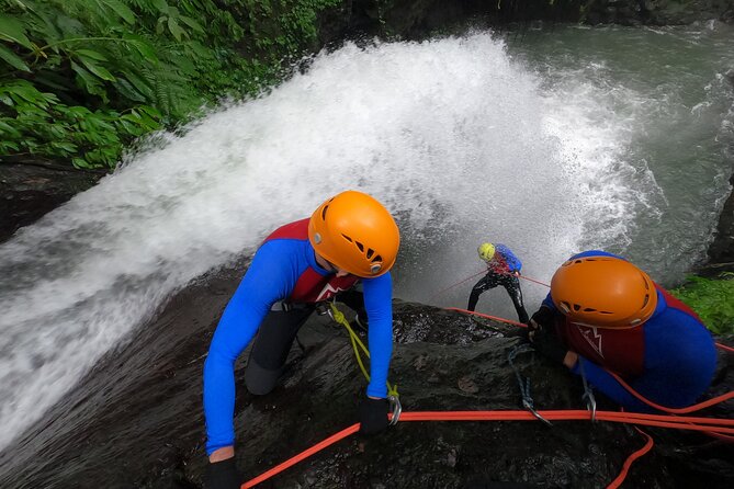 The Natural Canyoning in Alam Canyon - The upper section: abseiling up to 28m in open sunshine