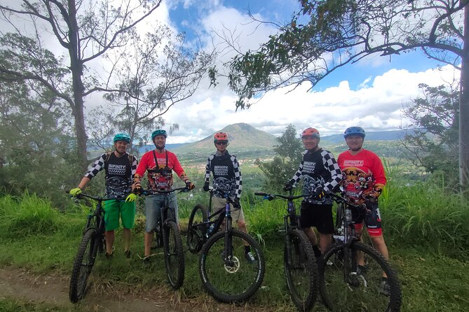 The Volcano Trail – Epic Volcano Cycling Adventure - Timing, transfers, lunch, and the rhythm of the day