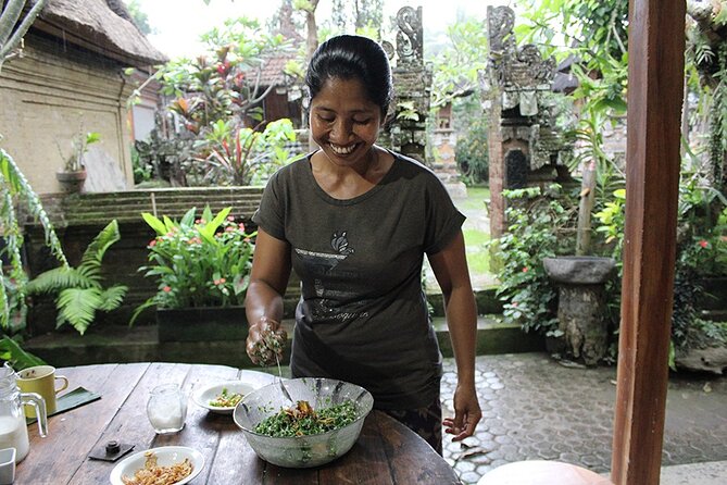 Traditional Balinese Meal in Ubud in Dewa's Family Village Home - My take on the overall experience value