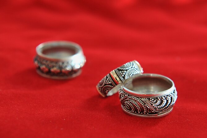 Ubud Arts & Crafts Tour - Celuk Village: gold and silver work you can actually watch