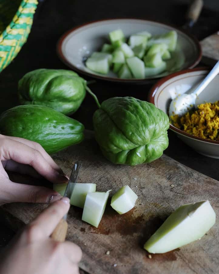 Ubud: Authentic Traditional Balinese Village Cooking Class - Making Balinese dishes and tasting what you built