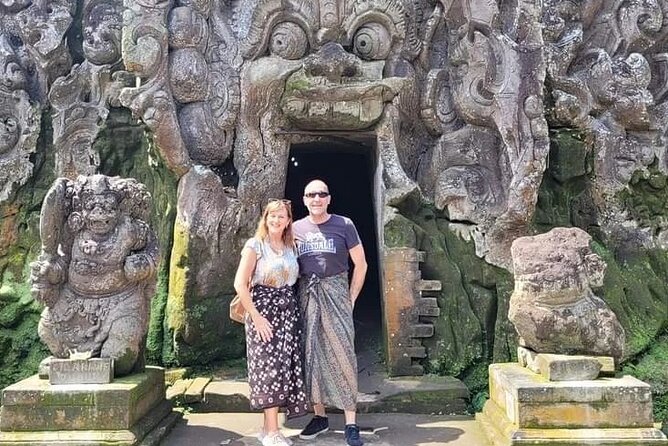 Ubud Bali Driver - Private Driver in Ubud - Tirta Empul Temple: where the holy water spring meets living ritual