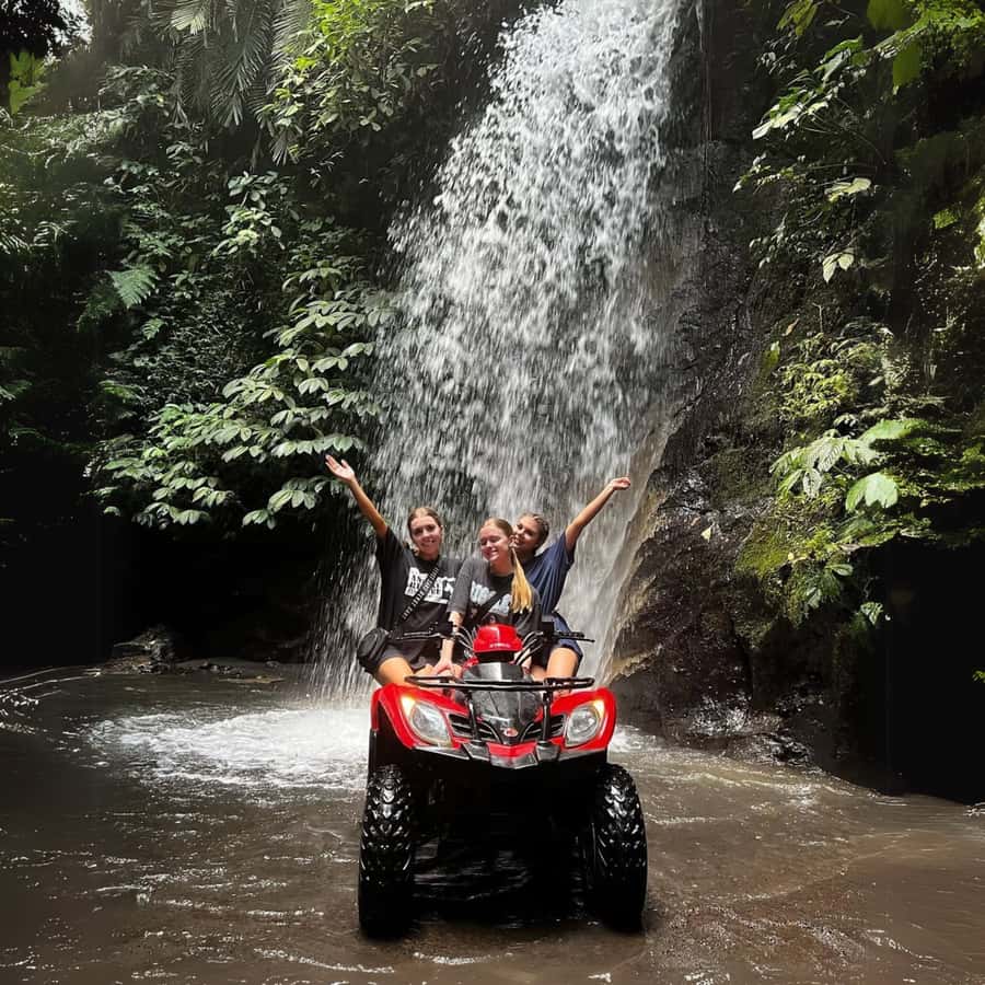 Ubud Bali: Kuber ATV Quad Bike with Long Tunnel & Waterfalls - Lunch with rice-field views: what “break time” is like