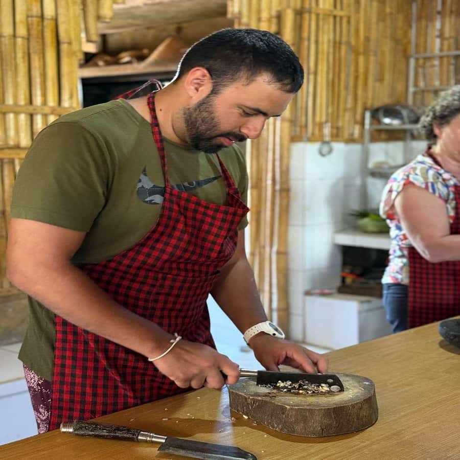Ubud: Balinese Cooking Class with Traditional Dishes - Traditional Laplapan Village Kitchen: More Than a Demo