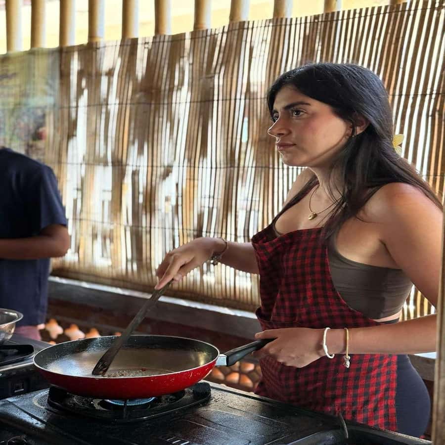 Ubud: Balinese Cooking Class with Traditional Dishes - Language and Guidance: Easy to Follow Without Feeling Lost