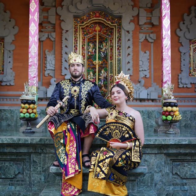 Ubud: Balinese Costume Photoshoot with Make Up - The Photo Session: Professional Posing and Two Shooting Options