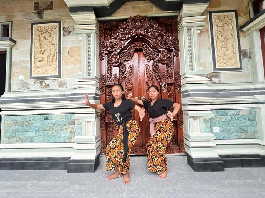 Ubud: Balinese Dance Class with Local Instructor - Inside the 1–2 hour class flow (and how it usually feels)