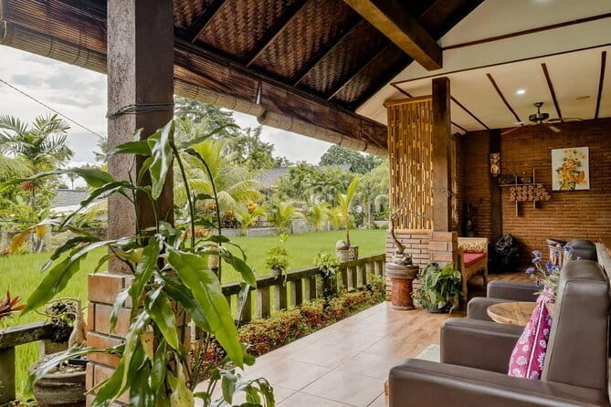 Ubud Balinese Massage Scrub And Flower Bath Experience - A 2-Hour Ritual in Ubud: Massage, Spice Scrub, and Flower Bath