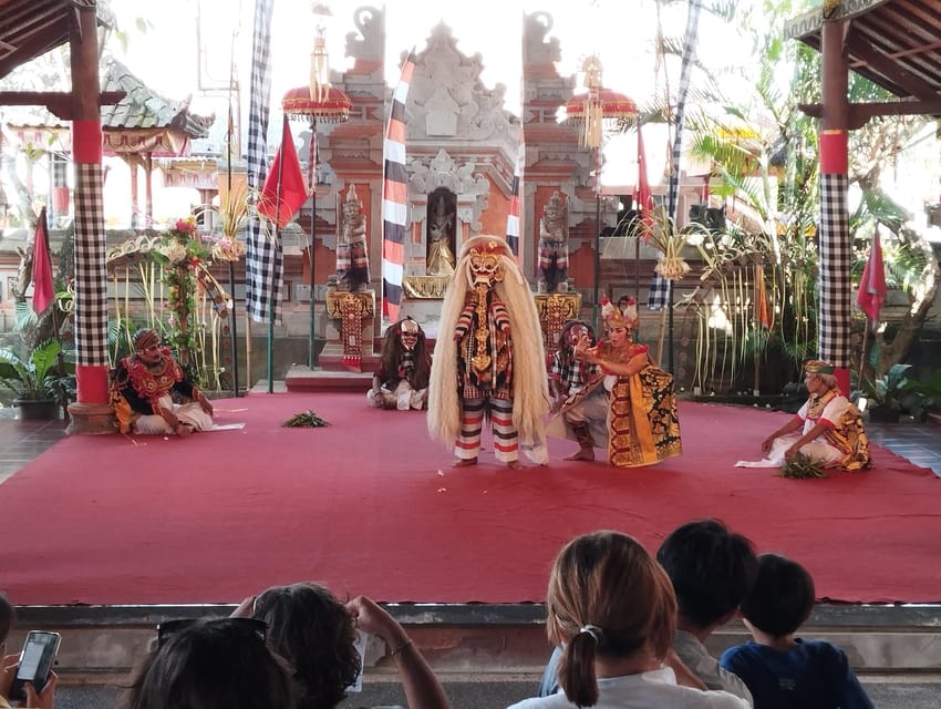 Ubud: Barong Dance and Keris Cultural Dance Show Tickets - Costumes and Masks: Built for Stage Impact