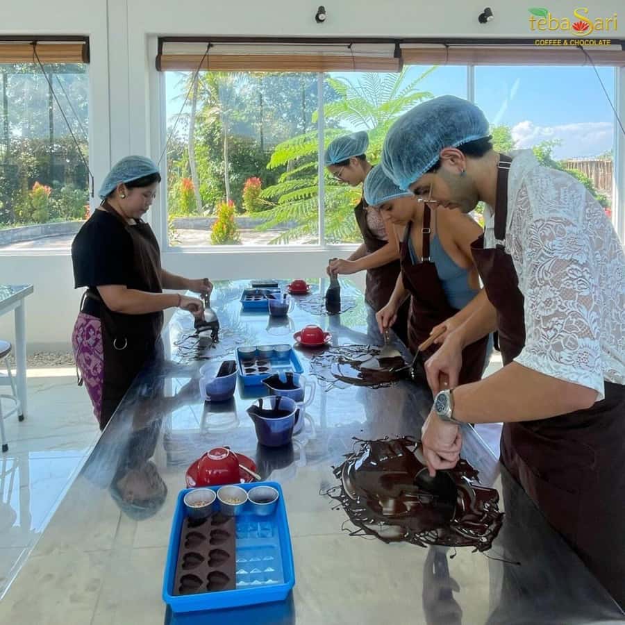 Ubud: Chocolate Workshop, Class & Tasting - Kid-friendly in practice: chocolate painting and weather-proof fun