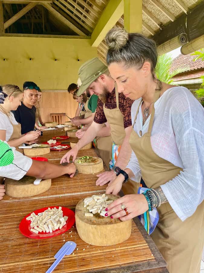 Ubud: Cooking Class with Market Visit and Hotel Pickup - Key takeaways