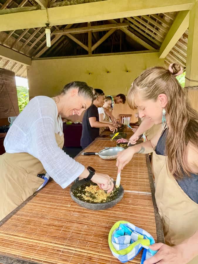 Ubud: Cooking Class with Market Visit and Hotel Pickup - What to bring, what to avoid, and how to make the day easier