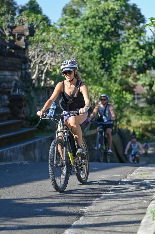 Ubud: Cycling Tour Local Villages, Temple, and Rice Field - Kintamani views first: Mount Batur and the caldera lake moment