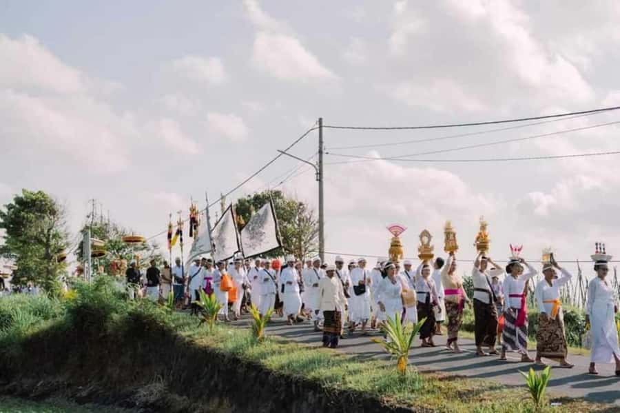 Ubud: Cycling Tour Local Villages, Temple, and Rice Field - Cantik Agriculture start: breakfast and a clear setup