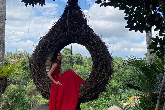 Ubud Day Tour - Private Ubud Tour Guide - Best Of Ubud Tour - Sacred Monkey Forest Sanctuary: A Quick Hit Before the Rest of the Day
