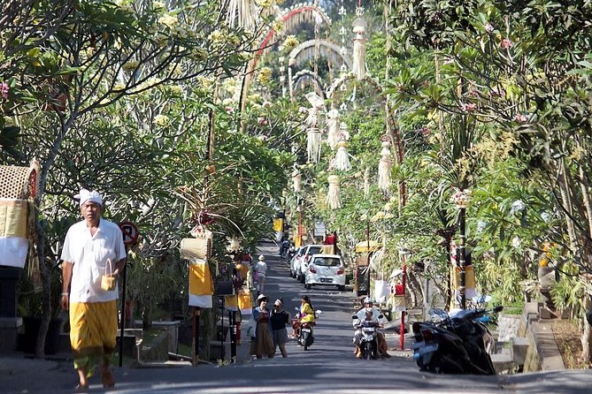 Ubud Eco Culture Cycling Exploration - Route Breakdown: Sukma Street, Monkey Forest, and Rice-Field Roads