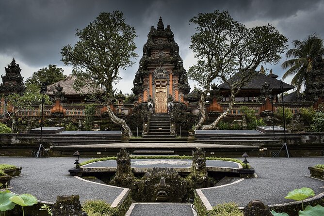 Ubud Explorer Private Day Tour - Stop 5: Tirta Empul Temple, holy water cleansing at a 962 A.D. site