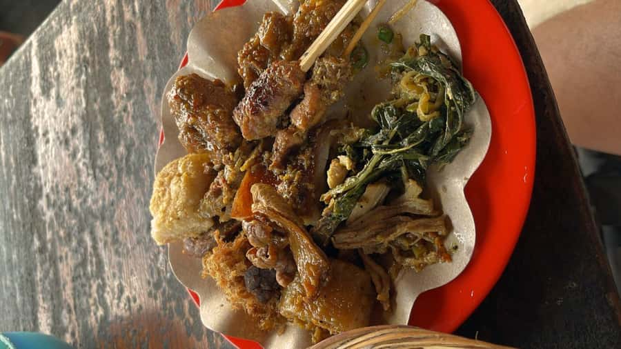Ubud: Gianyar Night Market Food Tour with up to 17+ Tastings - Who This Tour Is Best For (And Who Should Skip It)