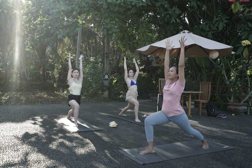 Ubud Hatha Yoga Home Service (certified yoga teacher) - English-Speaking Teaching in Bali: Ecker, Mega, and Clear Cues