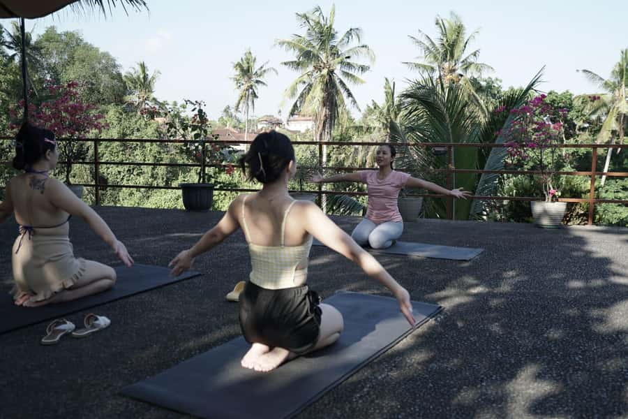 Ubud Hatha Yoga Home Service (certified yoga teacher) - Pickup in Ubud, Welcome Drink, and a Mat You Don’t Have to Hunt