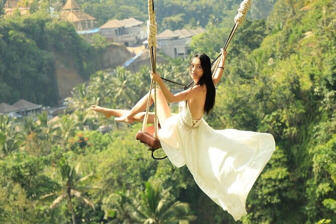 Ubud Highlight Private Charter with Jungle Swing - Batuan Temple and Tirta Empul: two very different ways to experience Balinese faith