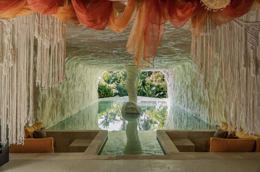 Ubud: Jungle Club Day Pass with Optional Upgrades - The photo and sunset plan (without rushing)