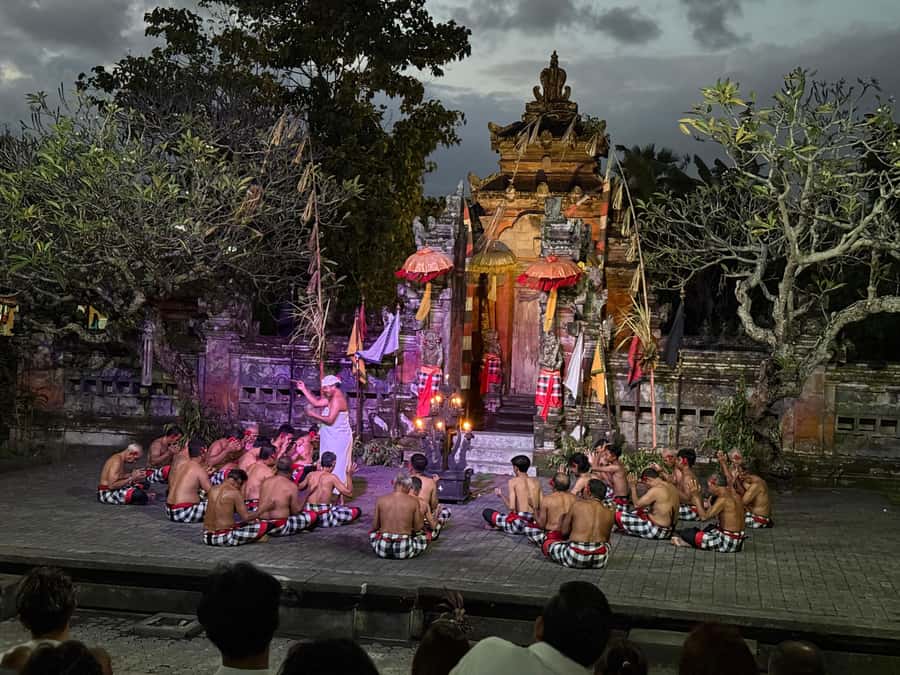 Ubud: Kecak & Fire Dance Show at Batubulan Village - Key Points Worth Your Time