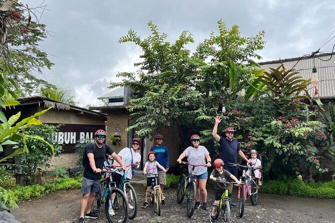 Ubud : Kintamani Downhill Cycling Tour with Lunch - Pura Desa Malet Gusti: School, Temple, and Family Life in One Stretch
