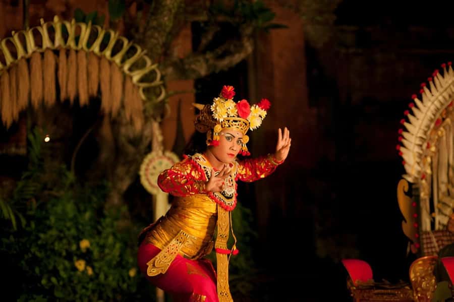 Ubud: Legong Lasem Or Ramayana Ballet Show Ticket - Ramayana Ballet: Big Epic Storytelling Through Costumes and Expression