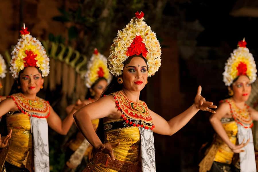 Ubud: Legong Lasem Or Ramayana Ballet Show Ticket - Timing That Keeps You From Rushing (Stage Opens 6 PM, Show at 7)