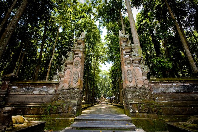 Ubud: Monkey Forest, Rice Terraces & Sacred Temples - Mengening Temple: the purification temple stop that feels more personal