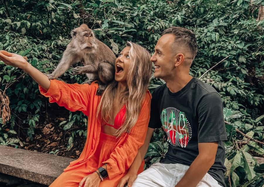 Ubud: Monkey Forest Sanctuary & Jungle Swing Tour - Sacred Monkey Forest Sanctuary: what you should expect on the ground