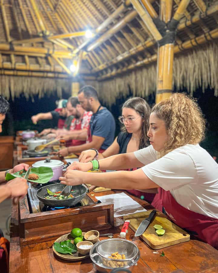 Ubud: Organic Farm Harvest, Bali Cooking Class by Pemulan - Key things to look for in Pemulan Bali Farm Cooking School