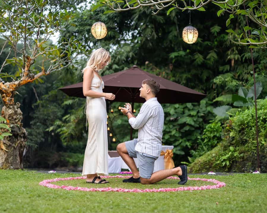 Ubud: Private Tour with Professional Photographer - Tibumana Waterfall: A Walk That Rewards Patience