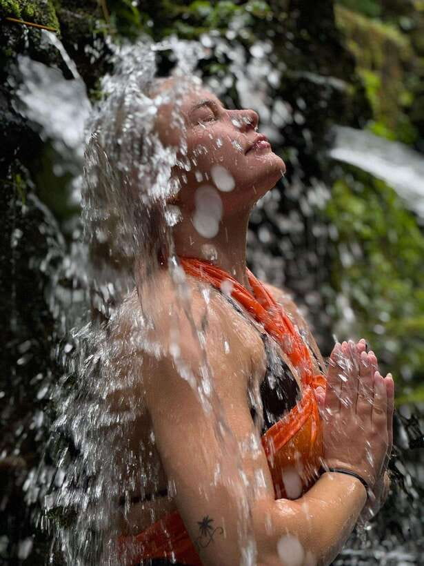 Ubud: Purification Ceremony at Pura Mengening - Meditation session first: get your head right before holy water