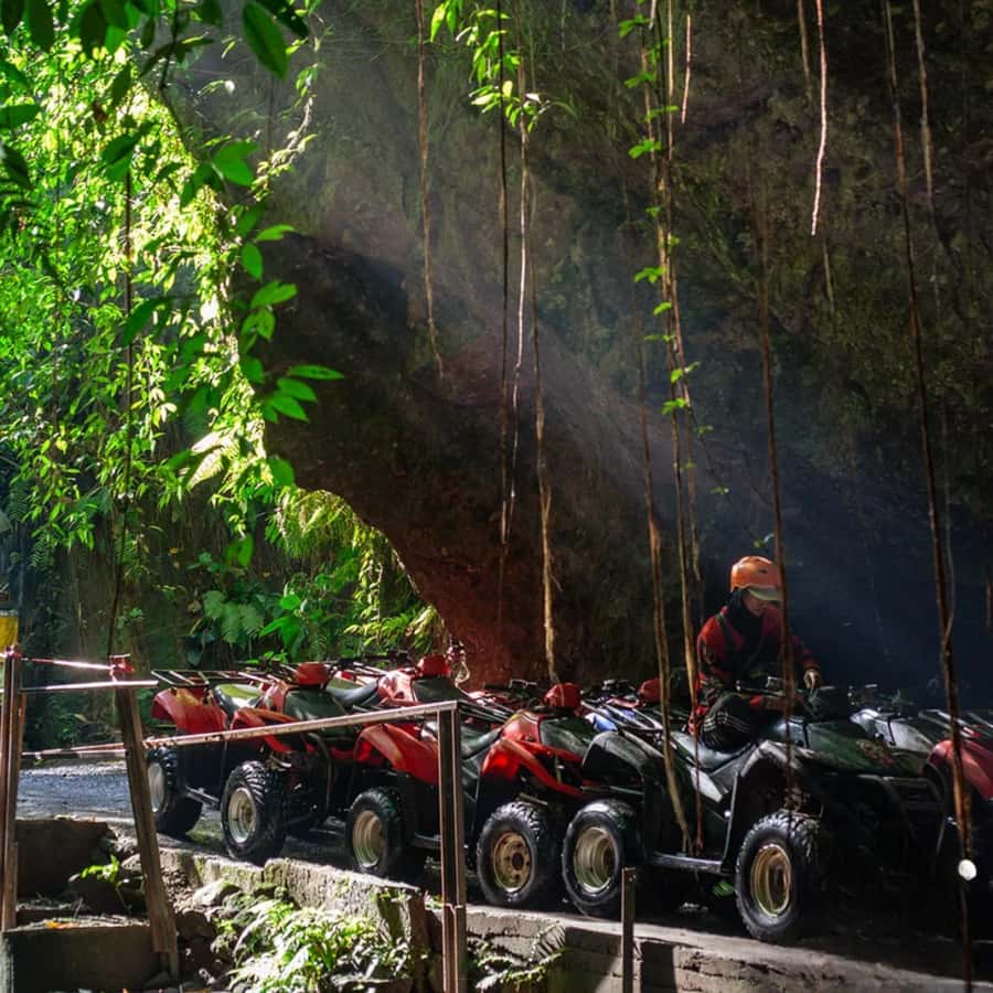 Ubud: Quad ATV Waterfalls & Barong Caves - Break, lunch, and getting your life back after the mud