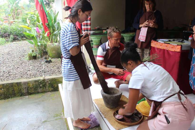 Ubud : Regular or Vegetarian cooking class with market visit - Why This Ubud Vegetarian and Vegan Class Feels More Real Than a Demo