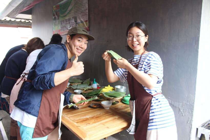 Ubud : Regular or Vegetarian cooking class with market visit - Meeting at Ubud Palace and the 7:30am Start
