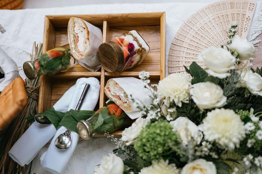 Ubud: Romantic Picnic on a Wooden Boat with Sparkling Wine - Key highlights worth your attention